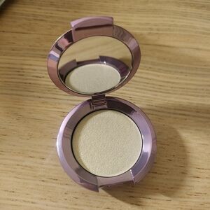 Becca Vanilla Quartz Mini Highlight